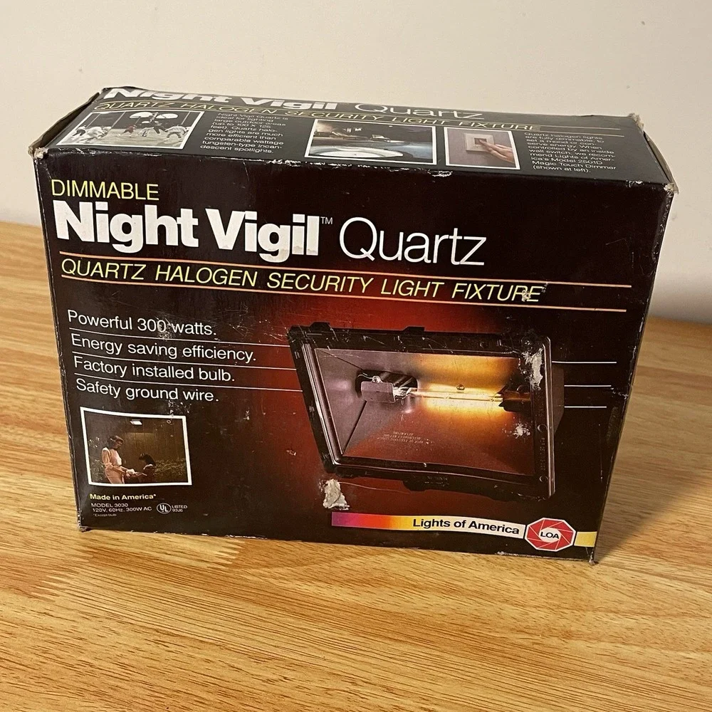 Vintage 1980s Night Vigil Quartz Halogen Security Outdoor Light Fixture Made USA
